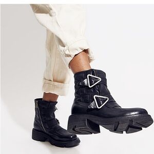 As98 Loman Buckle Boot